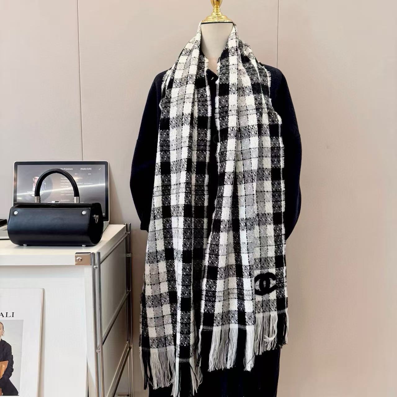 CHANE1 秋冬 ダブルC 千鳥格子 タッセル スカーフ【50％割引+送料無料】