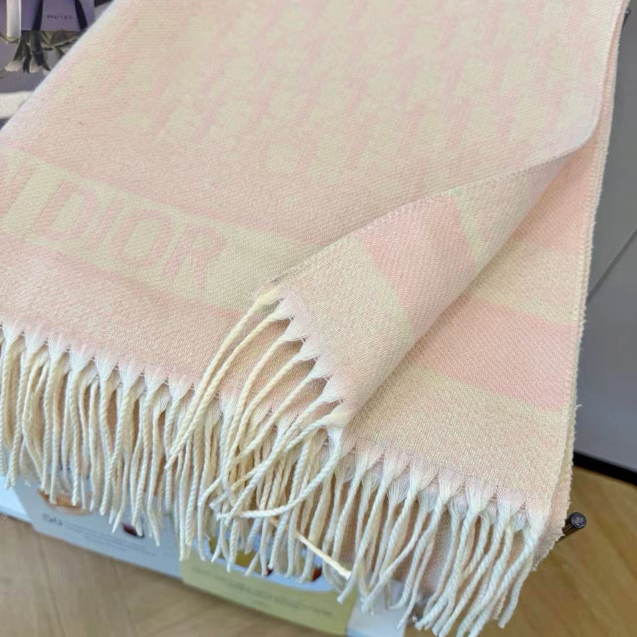 DI0R ジャカードタッセル カシミアスカーフ【50％割引+送料無料】