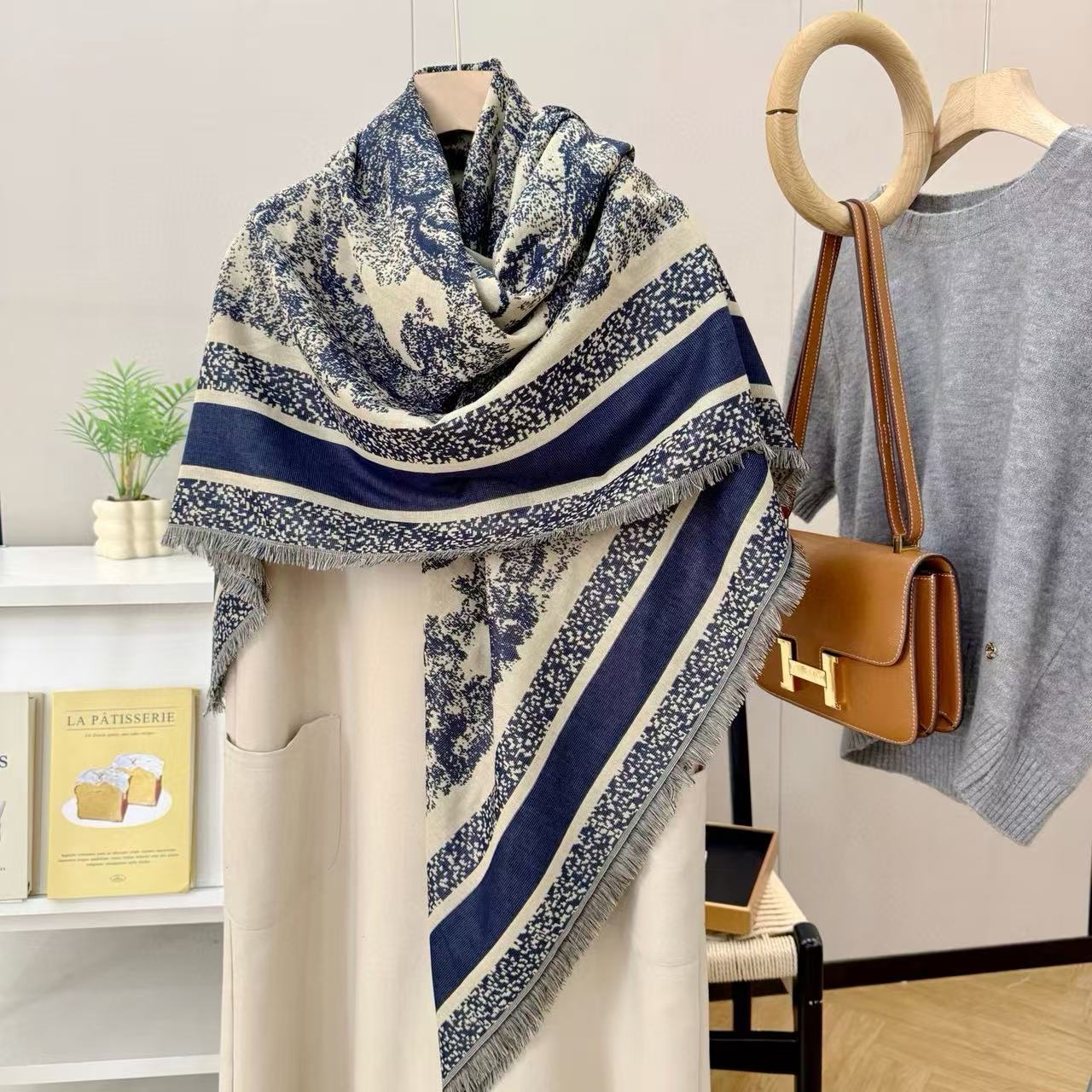 DI0R アニマルジャカードロゴウールスカーフ【50％割引+送料無料】