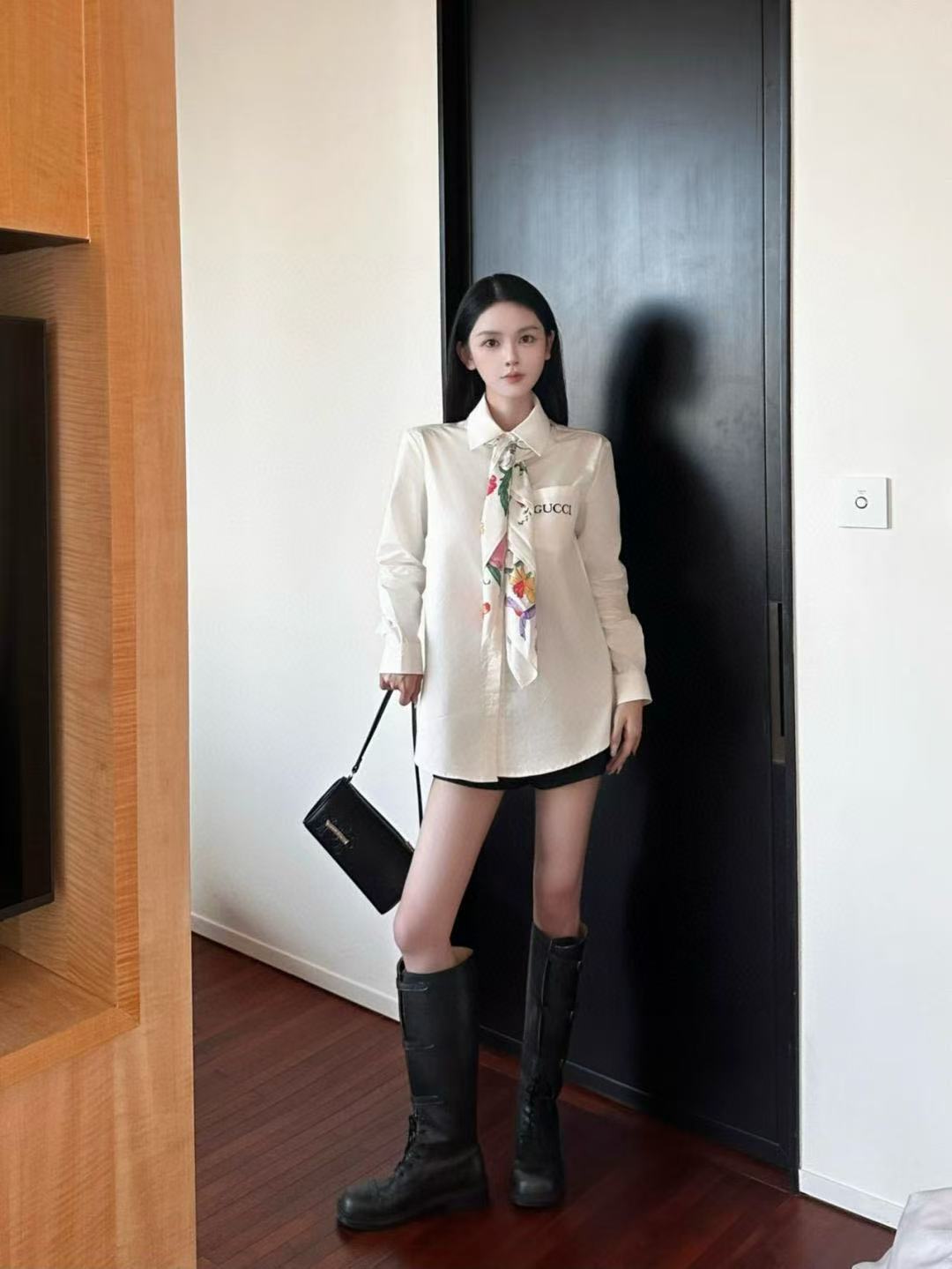 GUCC1 シルクスカーフシャツ【50％割引+送料無料】