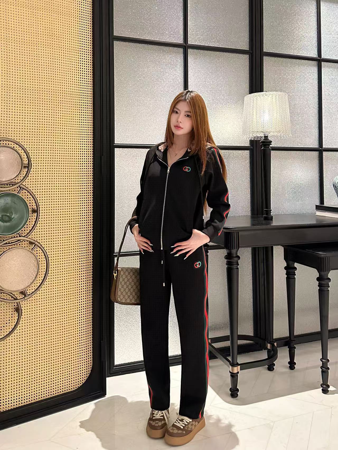 GUCC1 刺繍ロゴ フード付き カジュアル ジャケット + パンツ ツーピース セット【50％割引+送料無料】