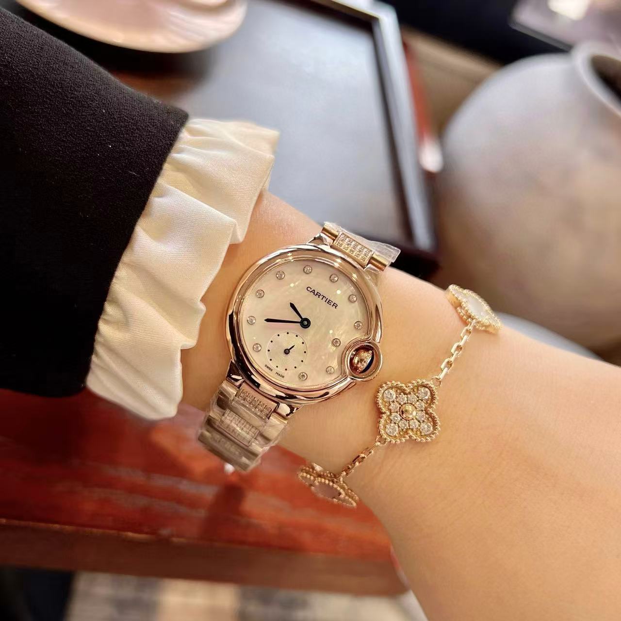 CART1ER フィッシュアイ スチールストラップ レディース ウォッチ【50％割引+送料無料】