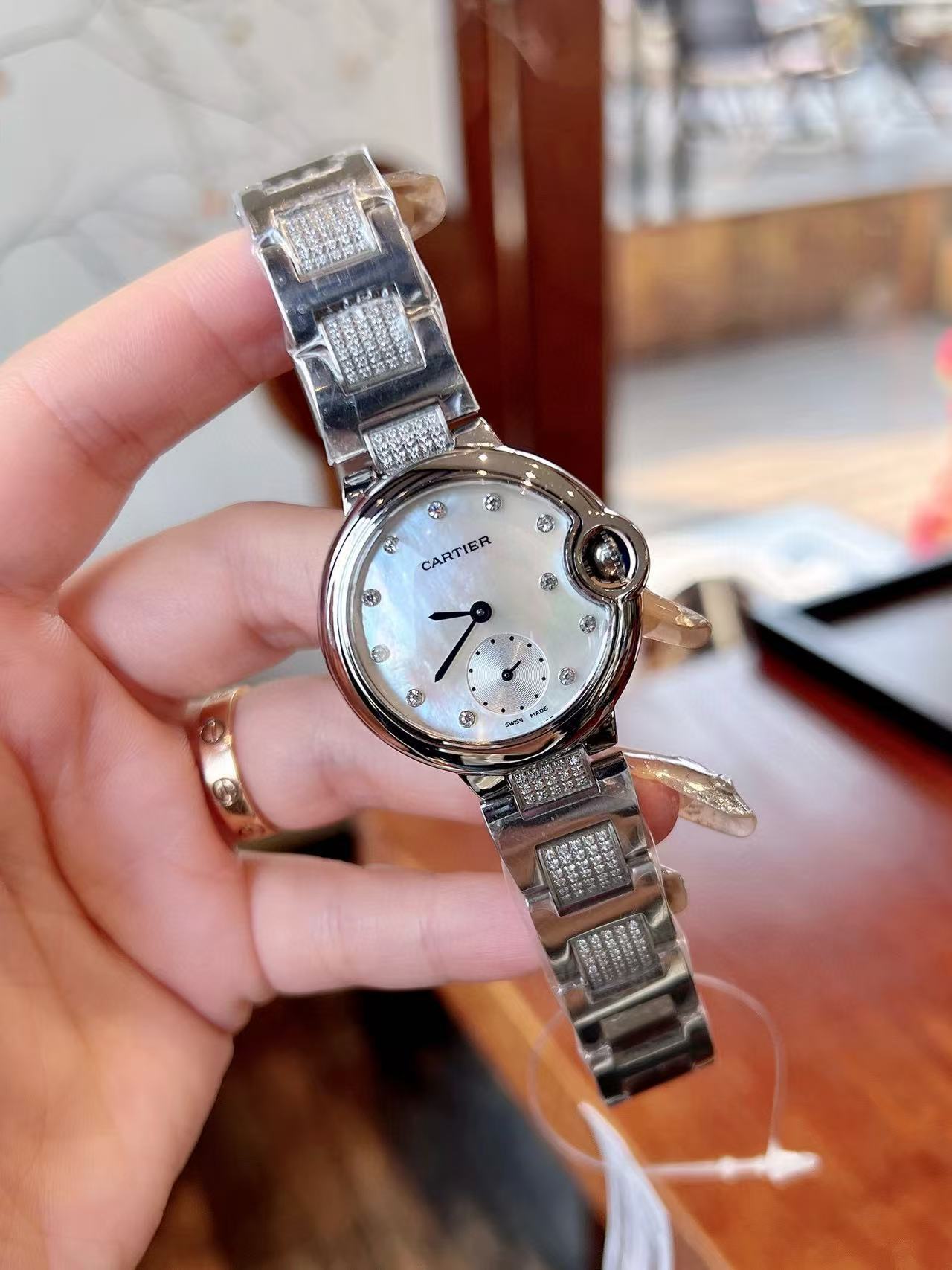 CART1ER フィッシュアイ スチールストラップ レディース ウォッチ【50％割引+送料無料】