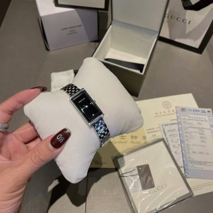 GUCC1 スチールストラップ スクエア レディース ウォッチ【50％割引+送料無料】