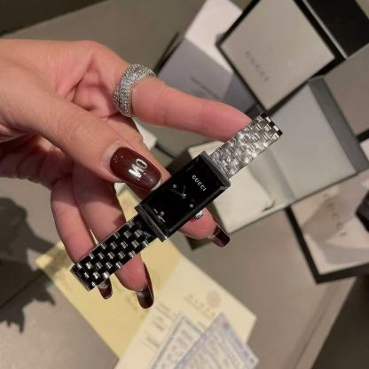 GUCC1 スチールストラップ スクエア レディース ウォッチ【50％割引+送料無料】