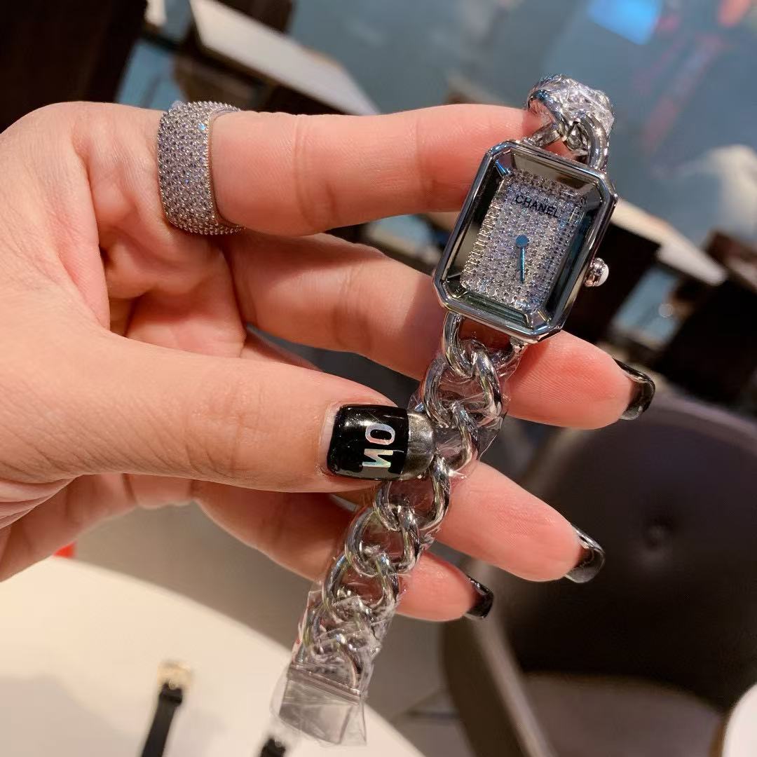 CHANE1 ダイヤモンドチェーンストラップ レディースウォッチ【50％割引+送料無料】