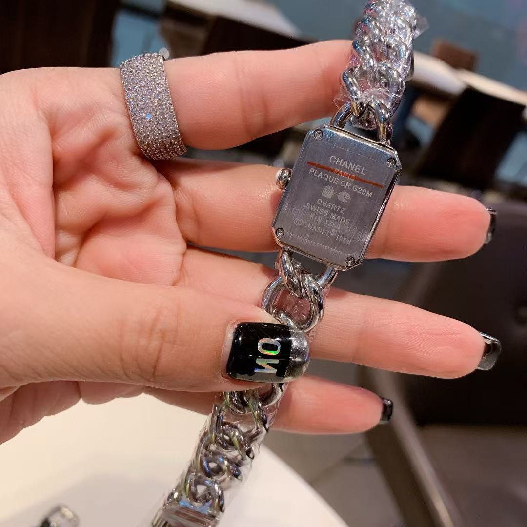 CHANE1 ダイヤモンドチェーンストラップ レディースウォッチ【50％割引+送料無料】