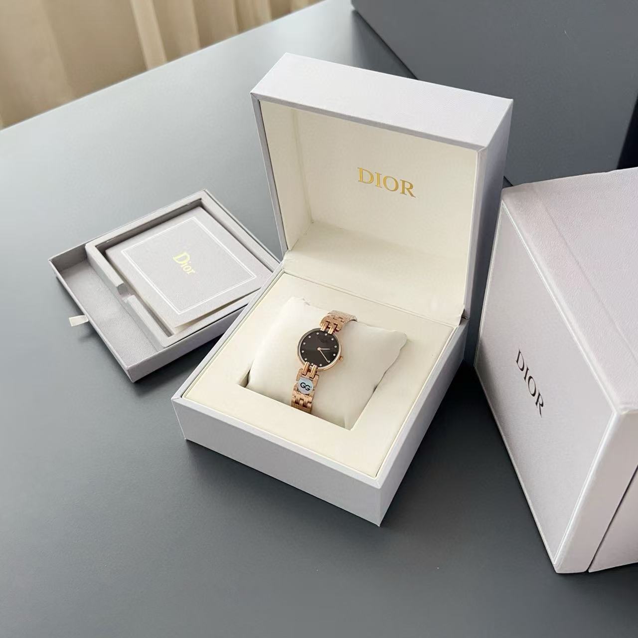 DI0R ファッション スチールバンド レディース ウォッチ【50％割引+送料無料】