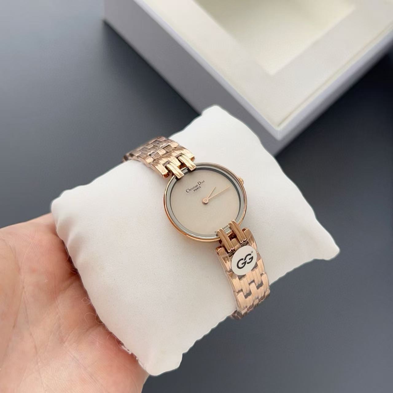 DI0R ファッション スチールバンド レディース ウォッチ【50％割引+送料無料】