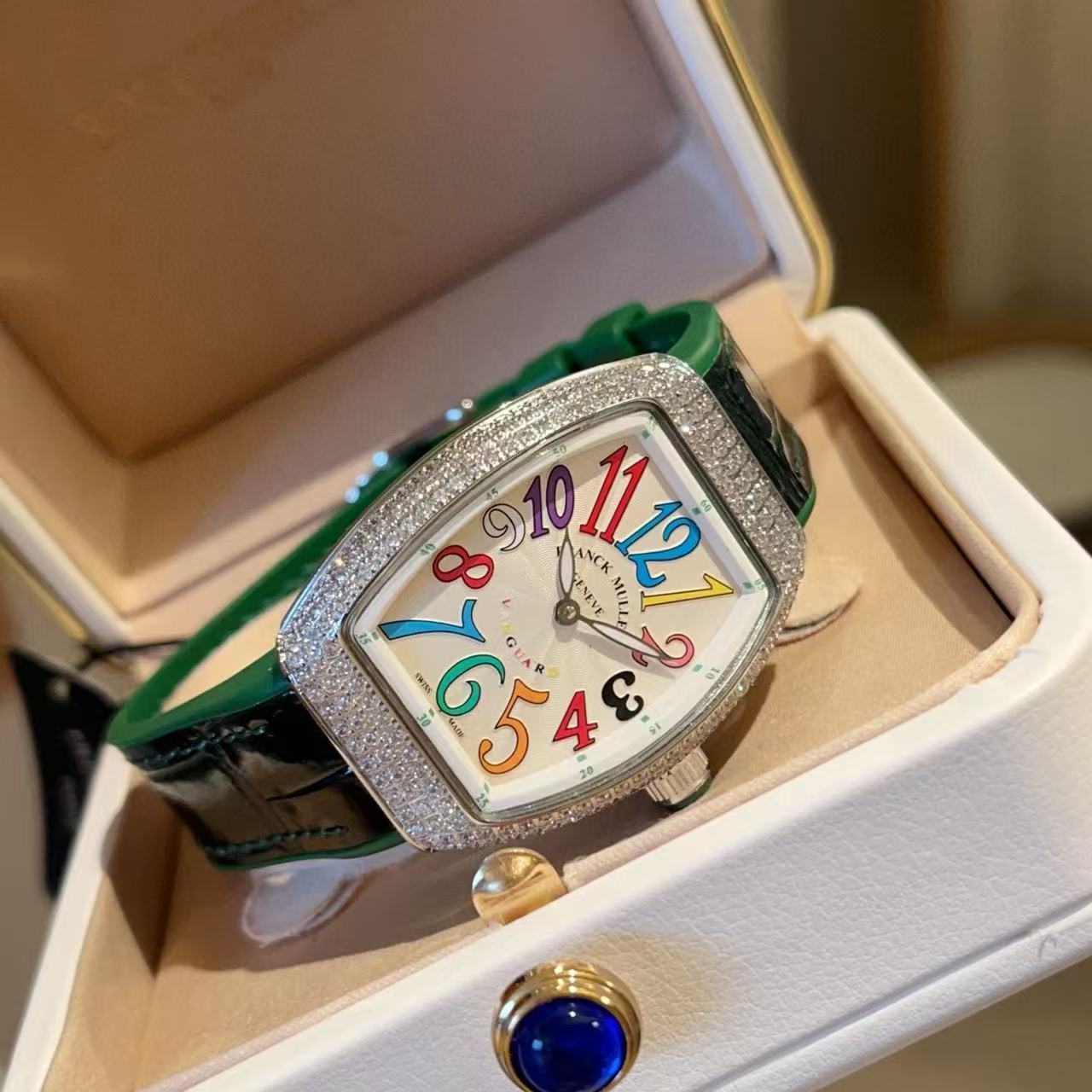 Frank Mul1erトノー型のレディース腕時計【50％割引+送料無料】