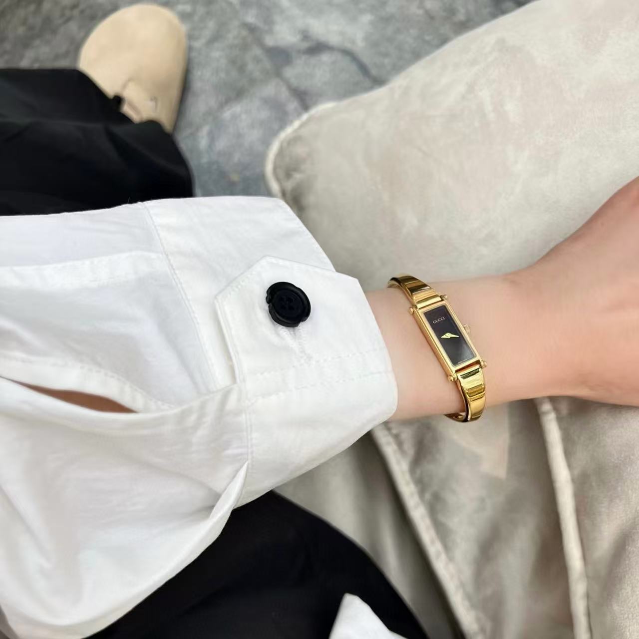 GUCC1 シンプルレディースウォッチ【50％割引+送料無料】