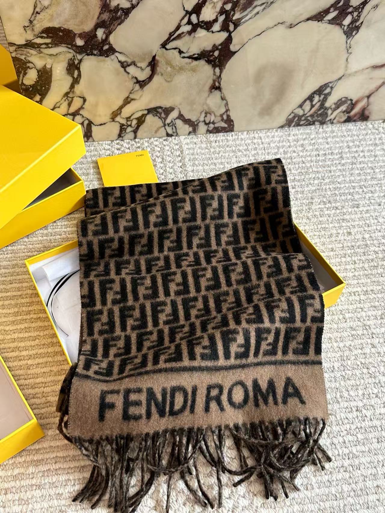 FEND1FF カシミアタッセルスカーフ【50％割引+送料無料】