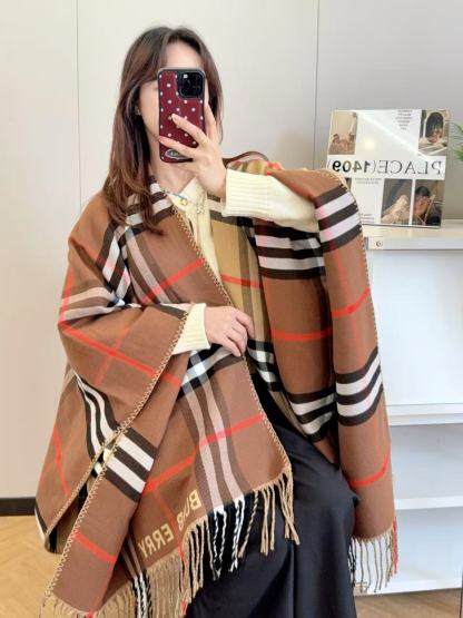 BUR8ERRY チェック柄ケープショール【50％割引+送料無料】