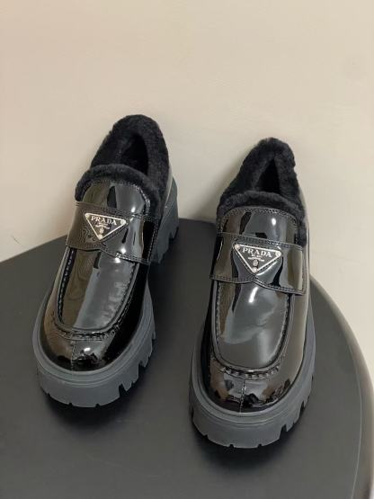 PR4DA 高品質ウールローファー【50％割引+送料無料】