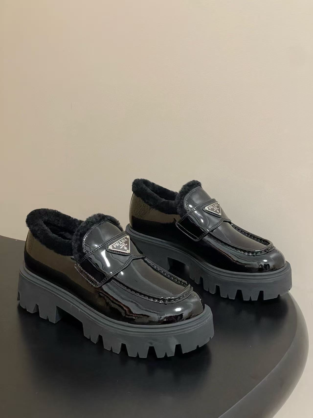 PR4DA 高品質ウールローファー【50％割引+送料無料】