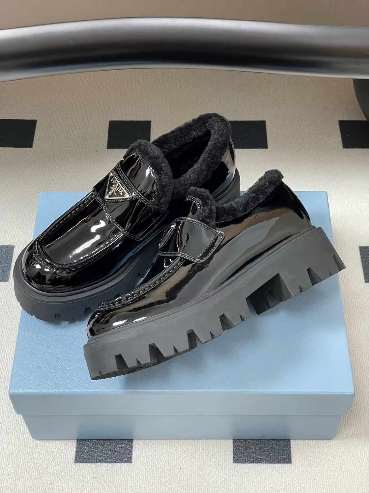 PR4DA 高品質ウールローファー【50％割引+送料無料】