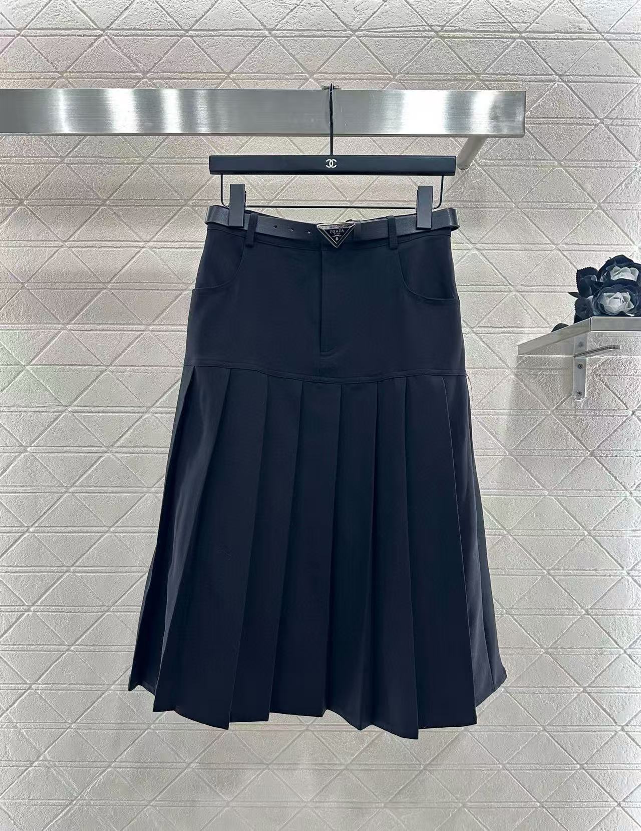 PR4DA トライアングルロゴジャケット+スカート ツーピースセット【50％割引+送料無料】