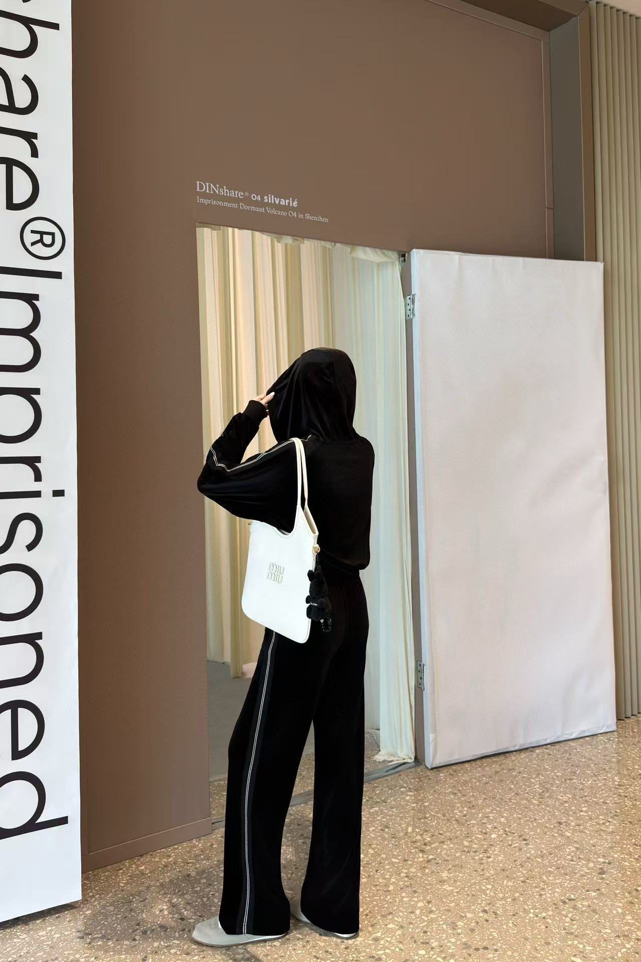 M1UM1U ベルベットフードジャケット+パンツ ツーピースセット【50％割引+送料無料】