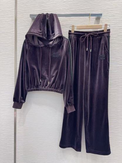 M1UM1U ベルベットフードジャケット+パンツ ツーピースセット【50％割引+送料無料】