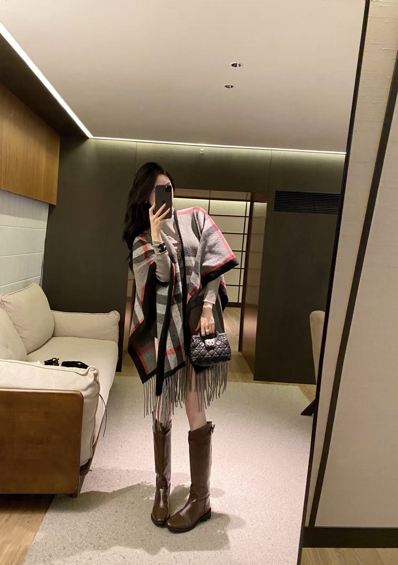 BUR8ERRY チェック柄タッセルショール【50％割引+送料無料】