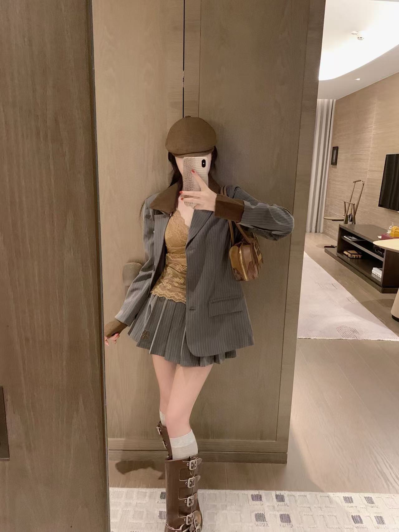 M1UM1U ストライプスーツ+スカート ツーピースセット【50％割引+送料無料】