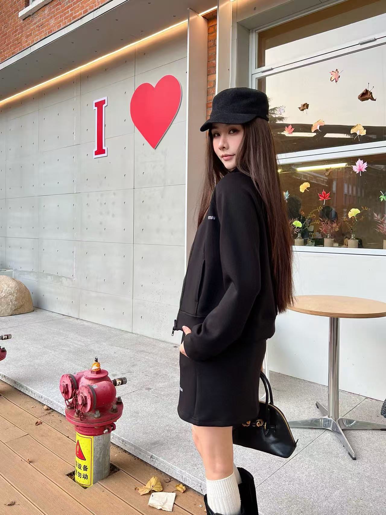 M1UM1U 高品質ジッパージャケット+スカート ツーピースセット【50％割引+送料無料】