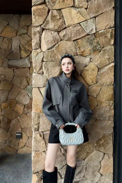 M1UM1U シンプルレタールーズジャケット【50％割引+送料無料】