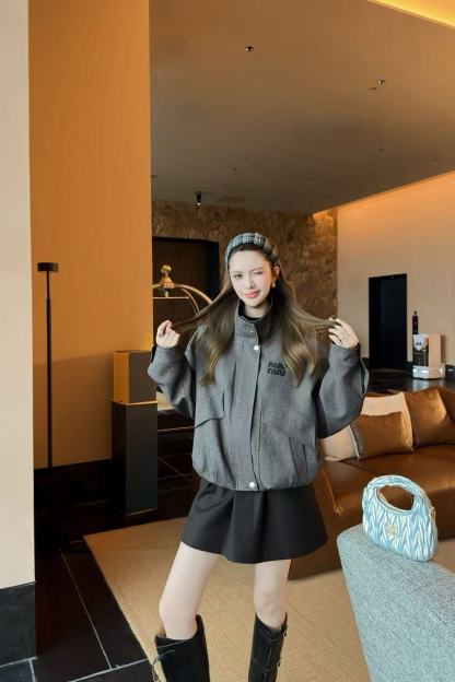 M1UM1U シンプルレタールーズジャケット【50％割引+送料無料】