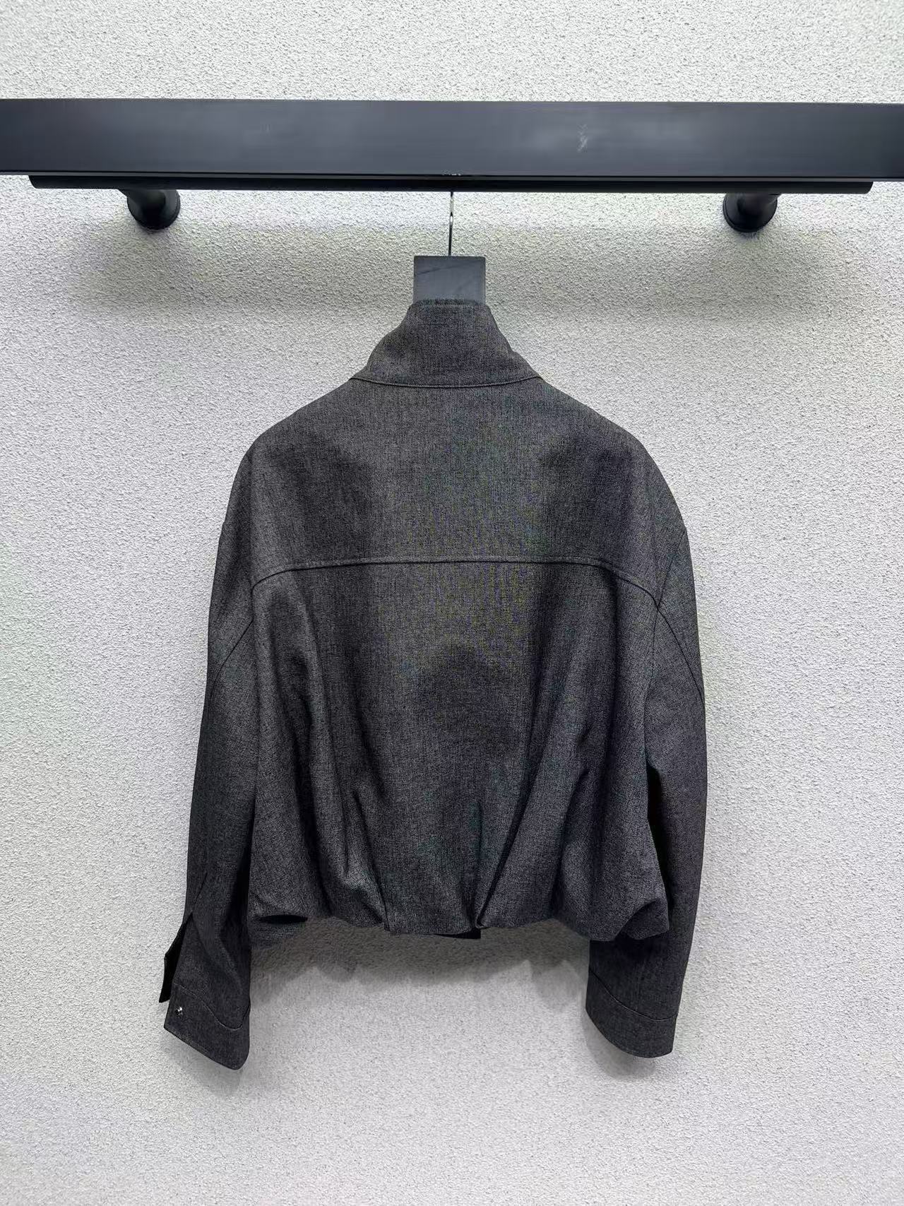 M1UM1U シンプルレタールーズジャケット【50％割引+送料無料】