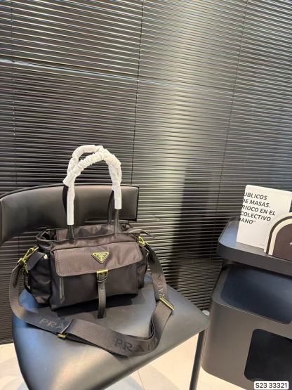 PR4DA ナイロンカメラバッグ【50％割引+送料無料】