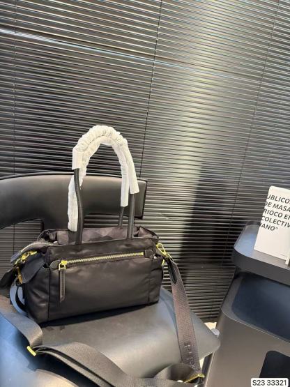 PR4DA ナイロンカメラバッグ【50％割引+送料無料】