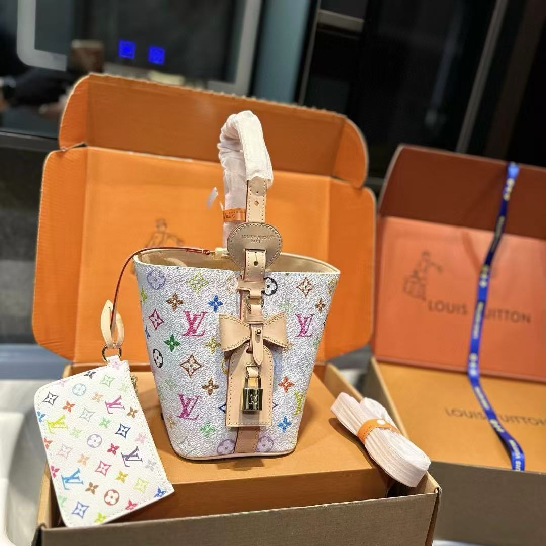 LV all inbbバケットバッグ【50％割引+送料無料】
