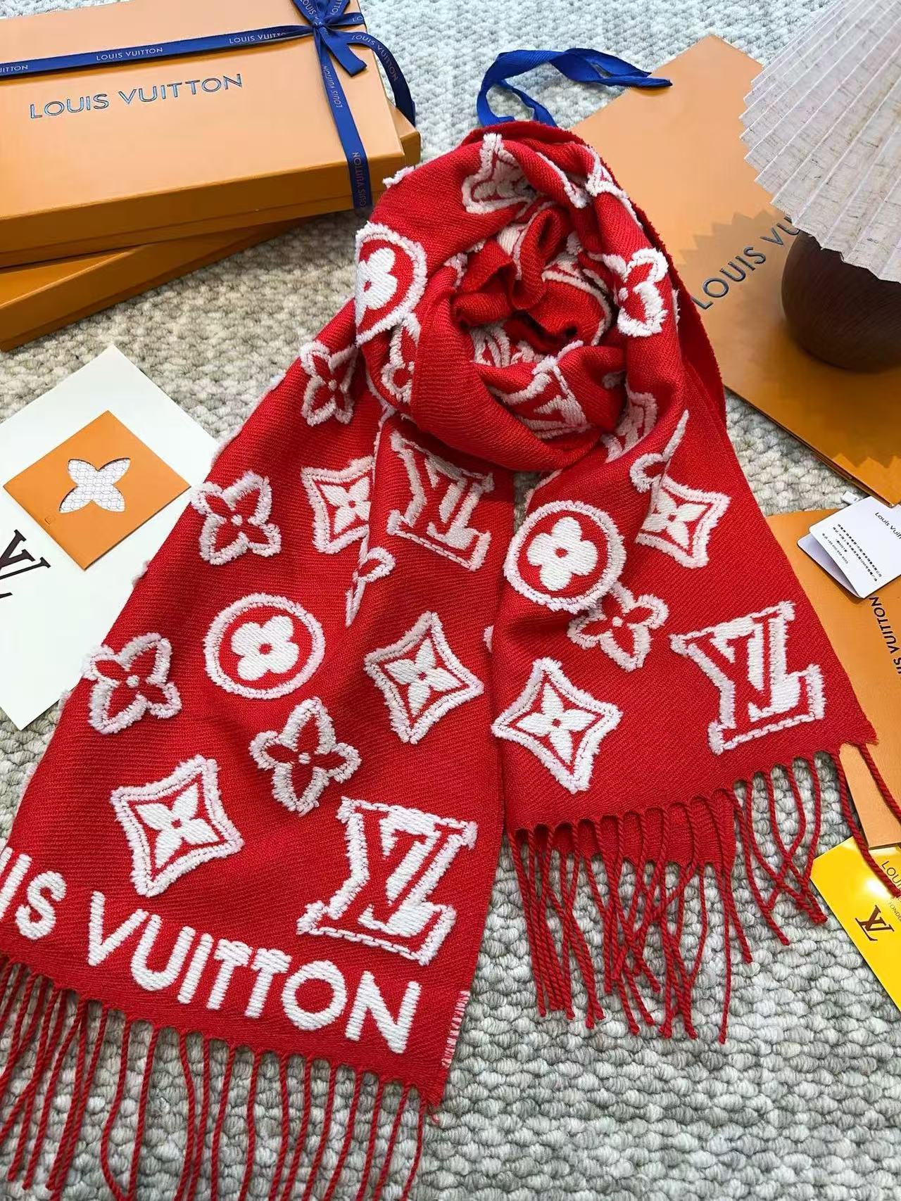LVプリント カシミア タッセル スカーフ【50％割引+送料無料】