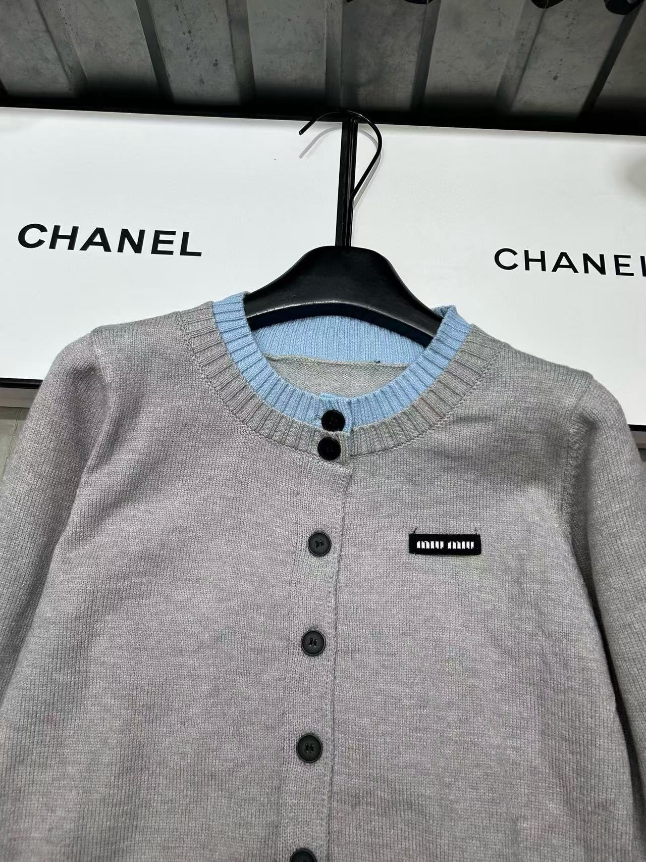 M1UM1U カラーブロックウールカーディガン【50％割引+送料無料】