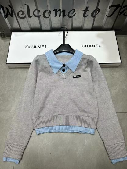 M1UM1U シンプルレターセーター【50％割引+送料無料】