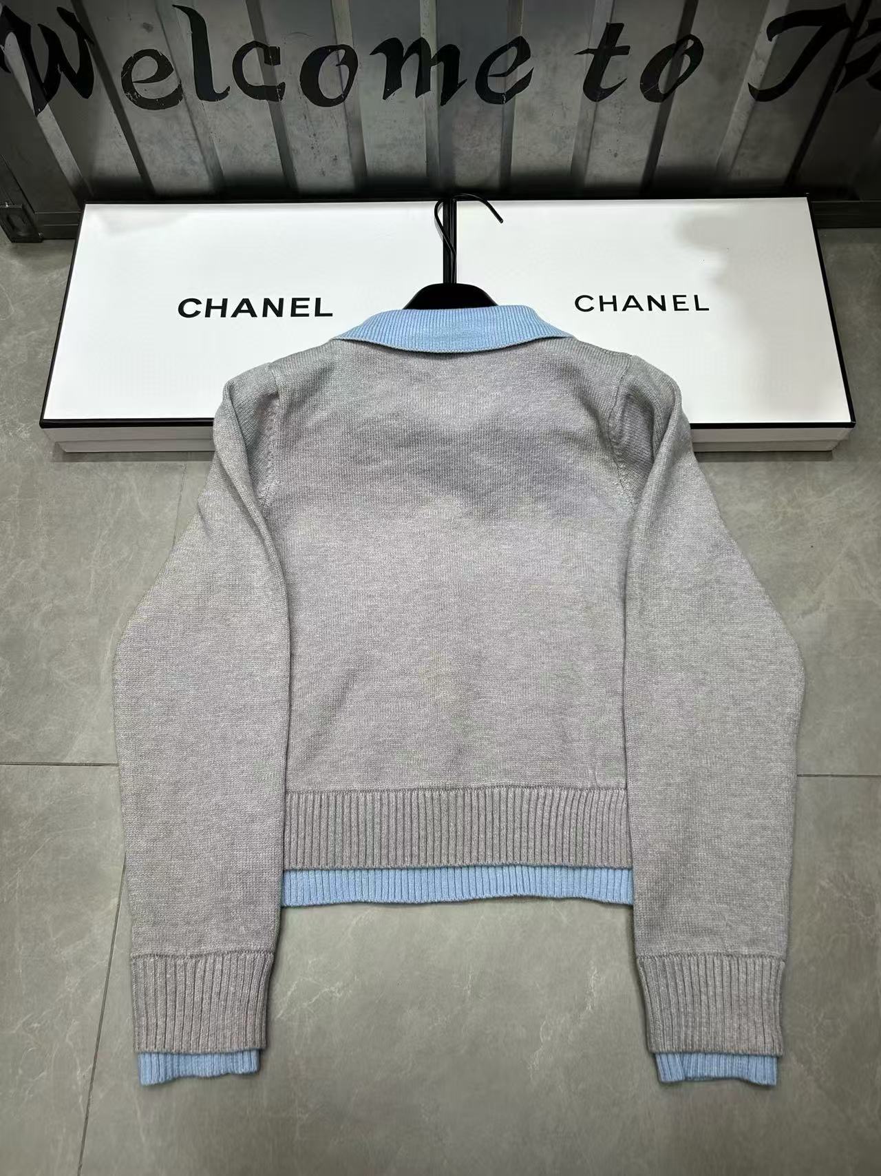 M1UM1U シンプルレターセーター【50％割引+送料無料】