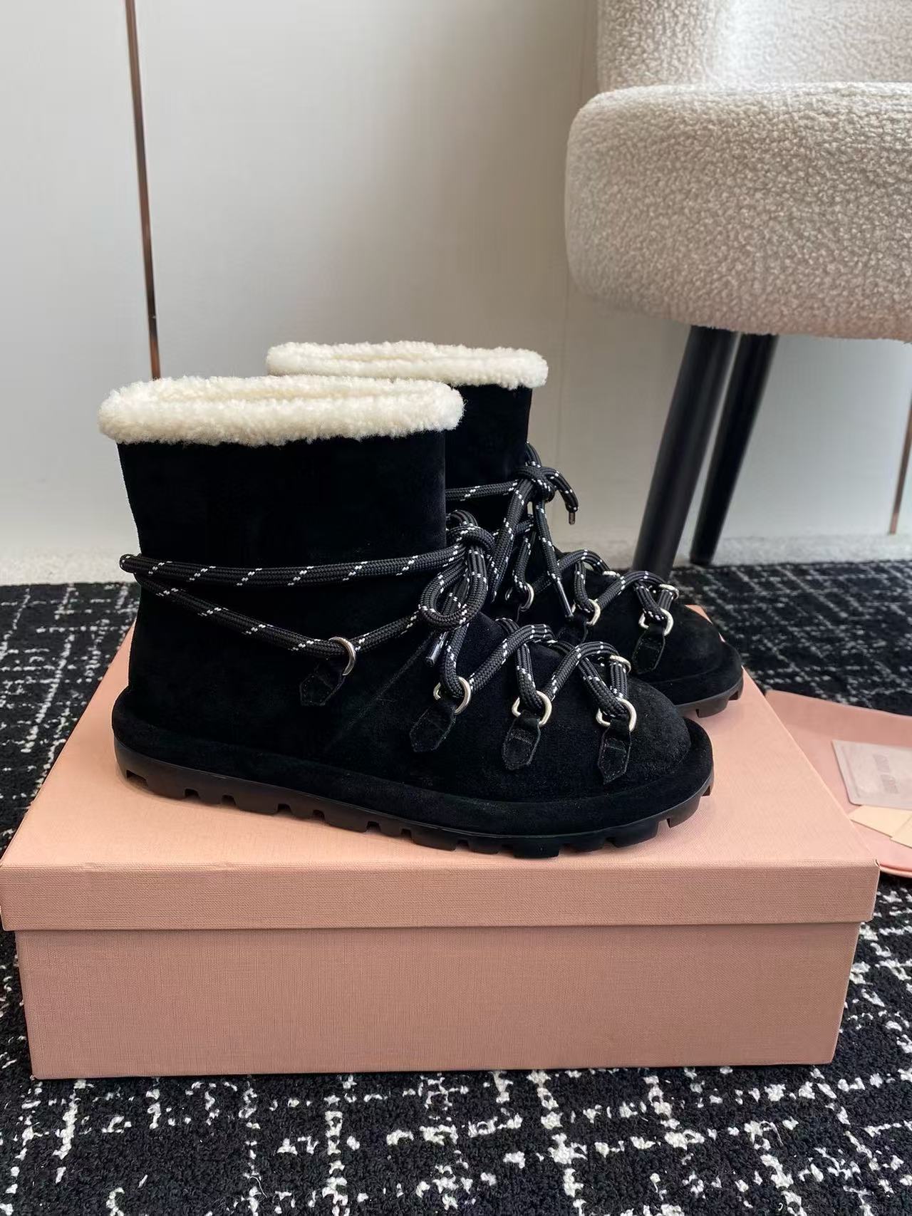 M1UM1U 高品質ウールスノーブーツ【50％割引+送料無料】