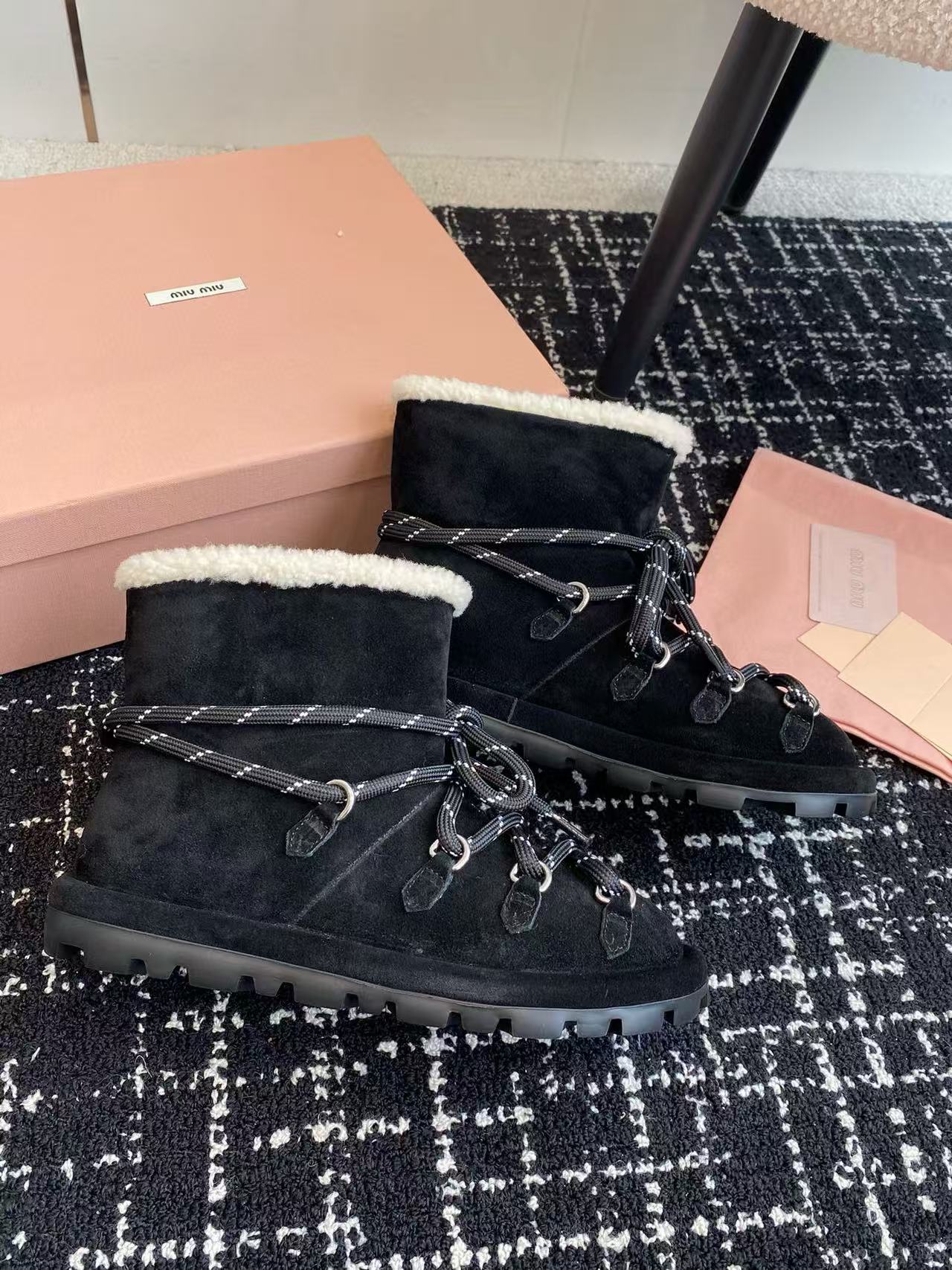 M1UM1U 高品質ウールスノーブーツ【50％割引+送料無料】