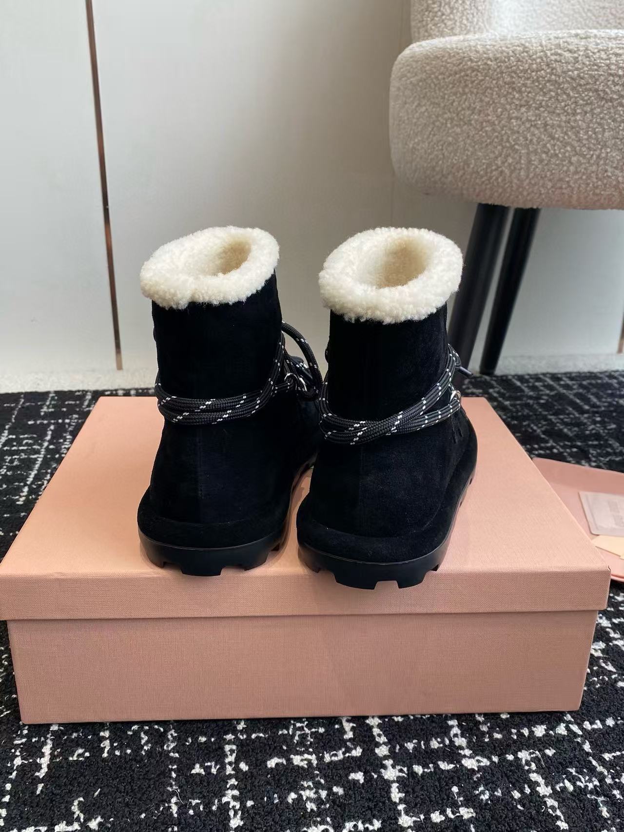 M1UM1U 高品質ウールスノーブーツ【50％割引+送料無料】