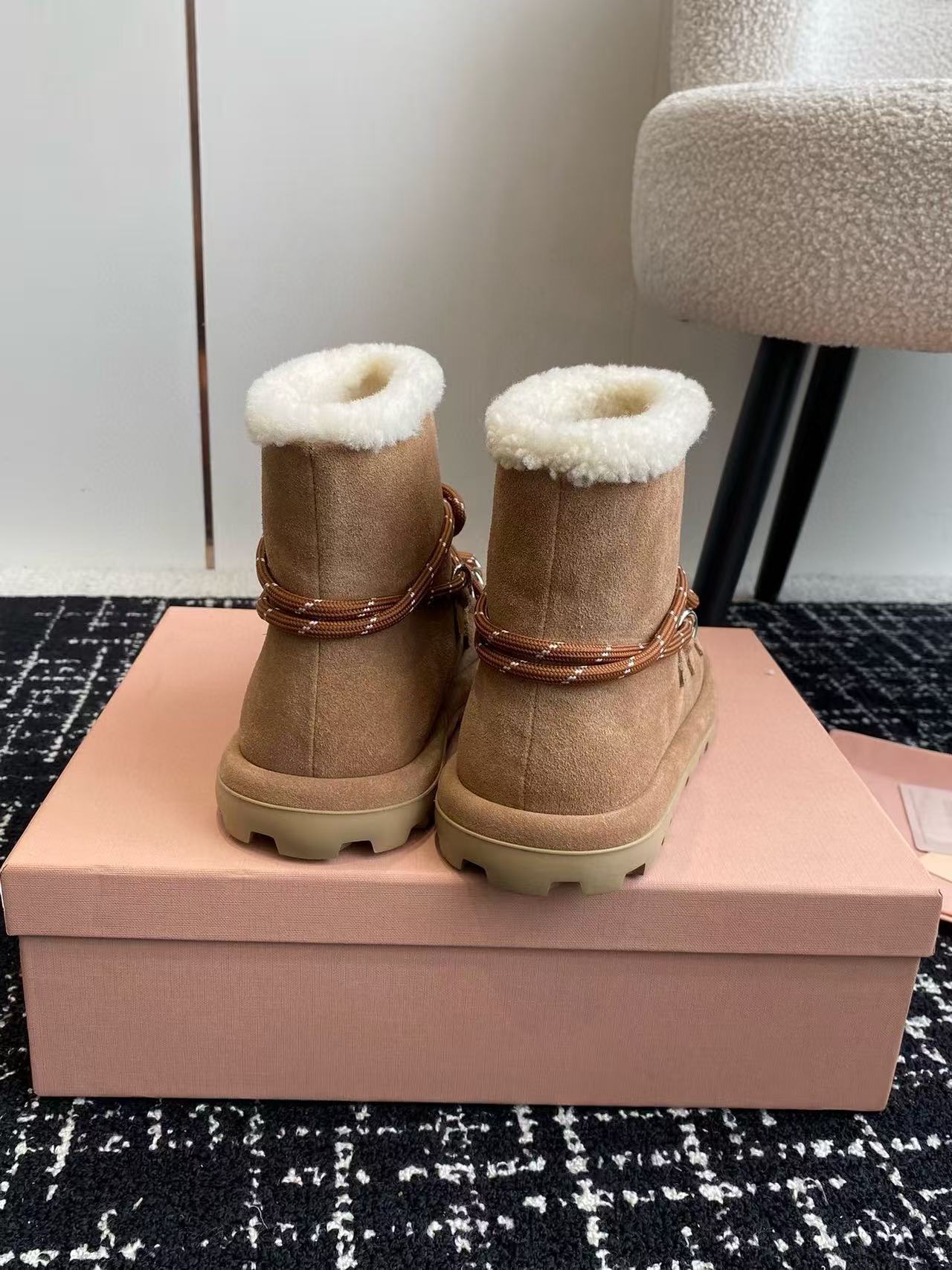 M1UM1U 高品質ウールスノーブーツ【50％割引+送料無料】