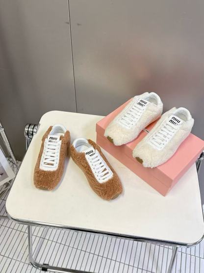 M1UM1U 高品質 秋冬 ファーフラットシューズ【50％割引+送料無料】