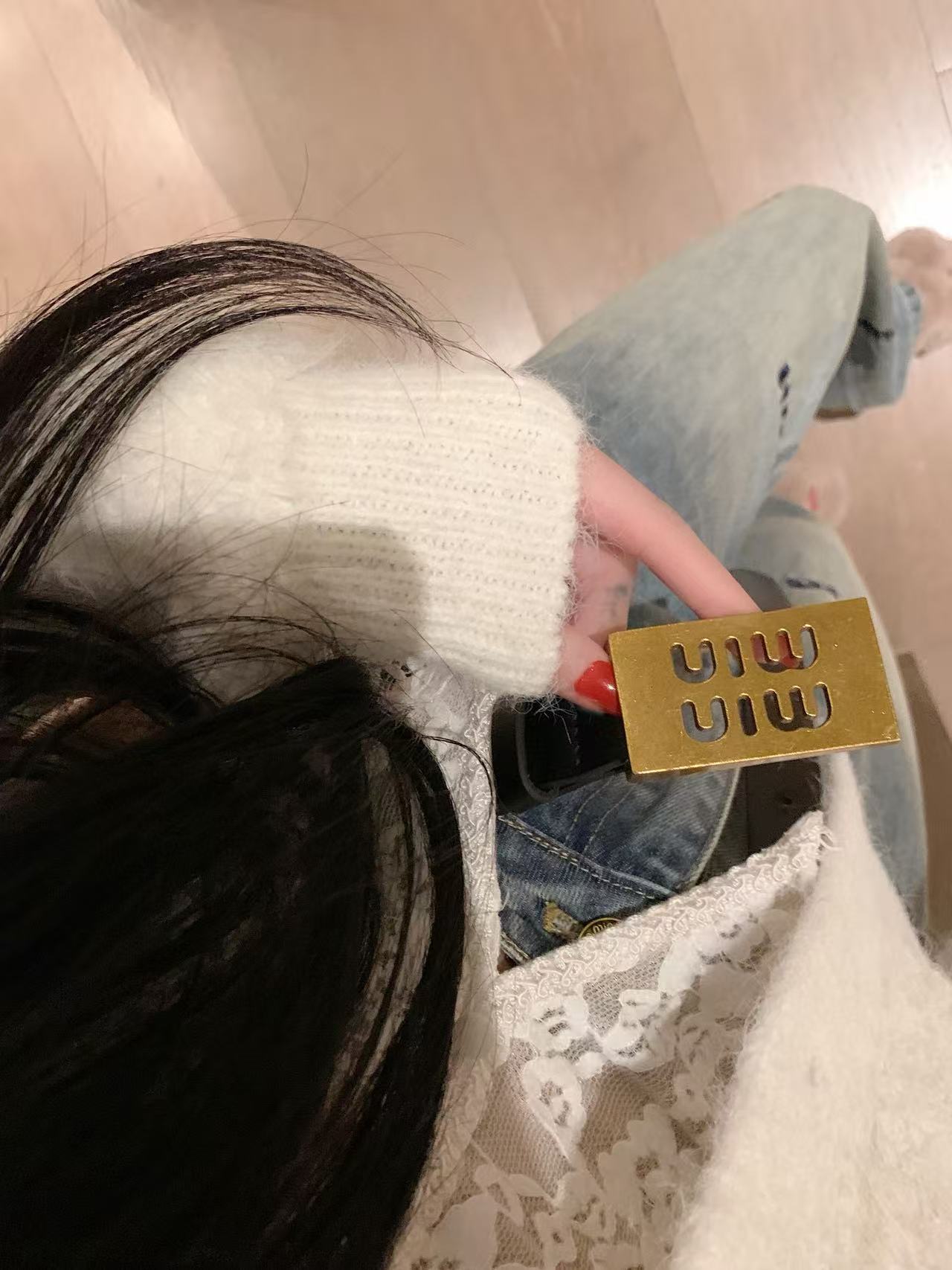 M1UM1U 刺繍レタージーンズ【50％割引+送料無料】