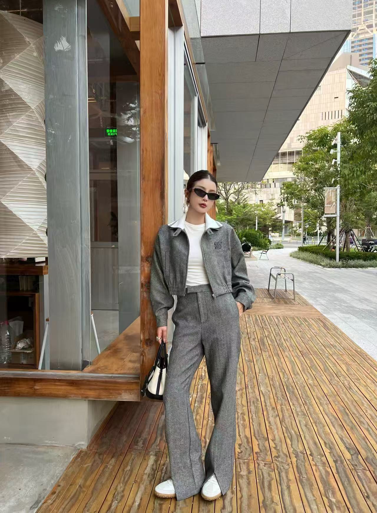 M1UM1U 襟付きショートジャケット + ストレートレッグパンツ【50％割引+送料無料】