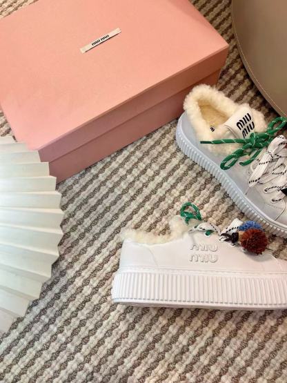 M1UM1U 高品質ウールカジュアルシューズ【50％割引+送料無料】