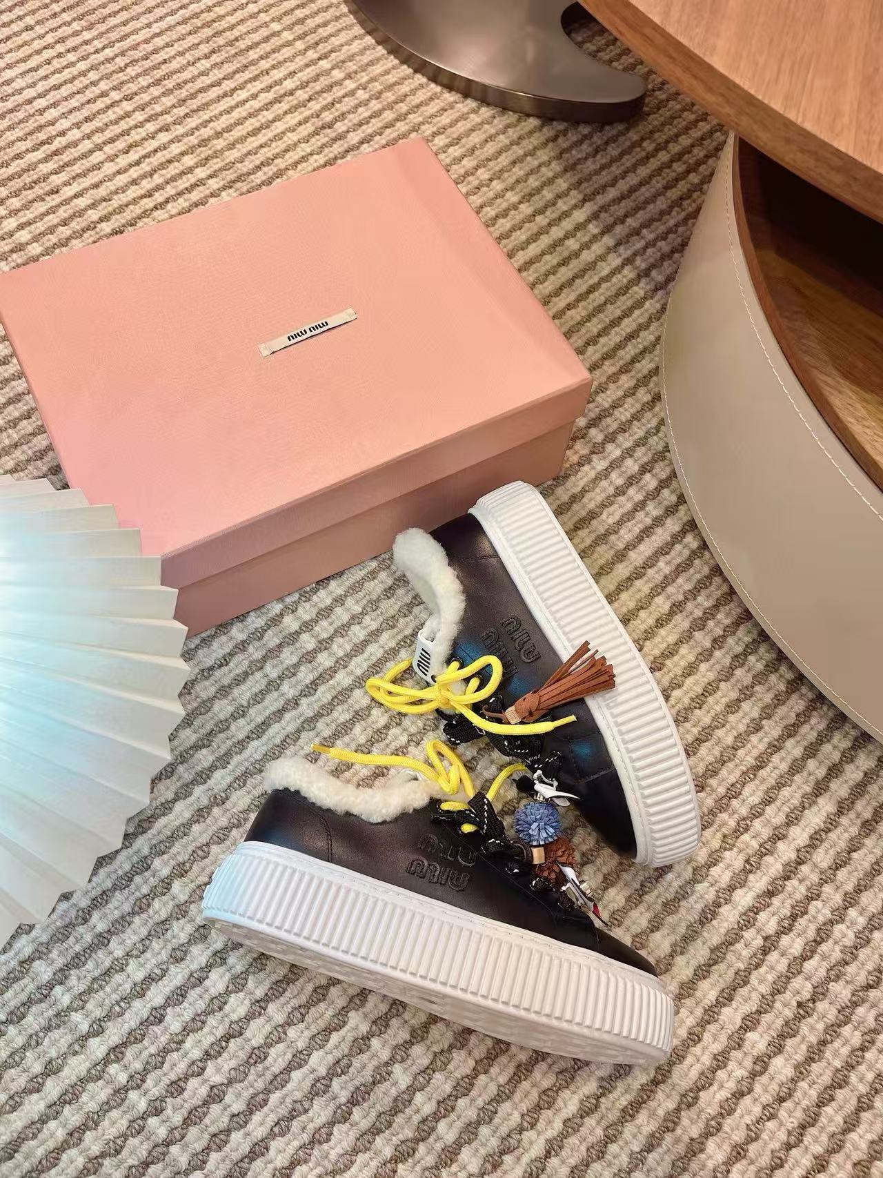 M1UM1U 高品質ウールカジュアルシューズ【50％割引+送料無料】