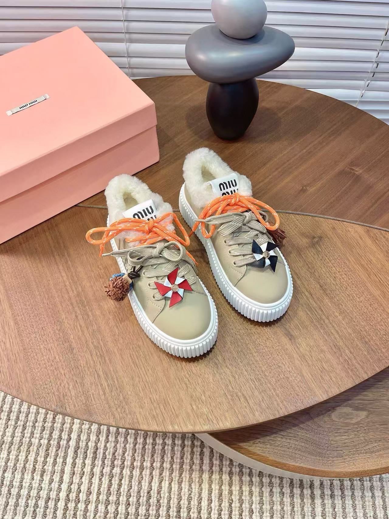 M1UM1U 高品質ウールカジュアルシューズ【50％割引+送料無料】