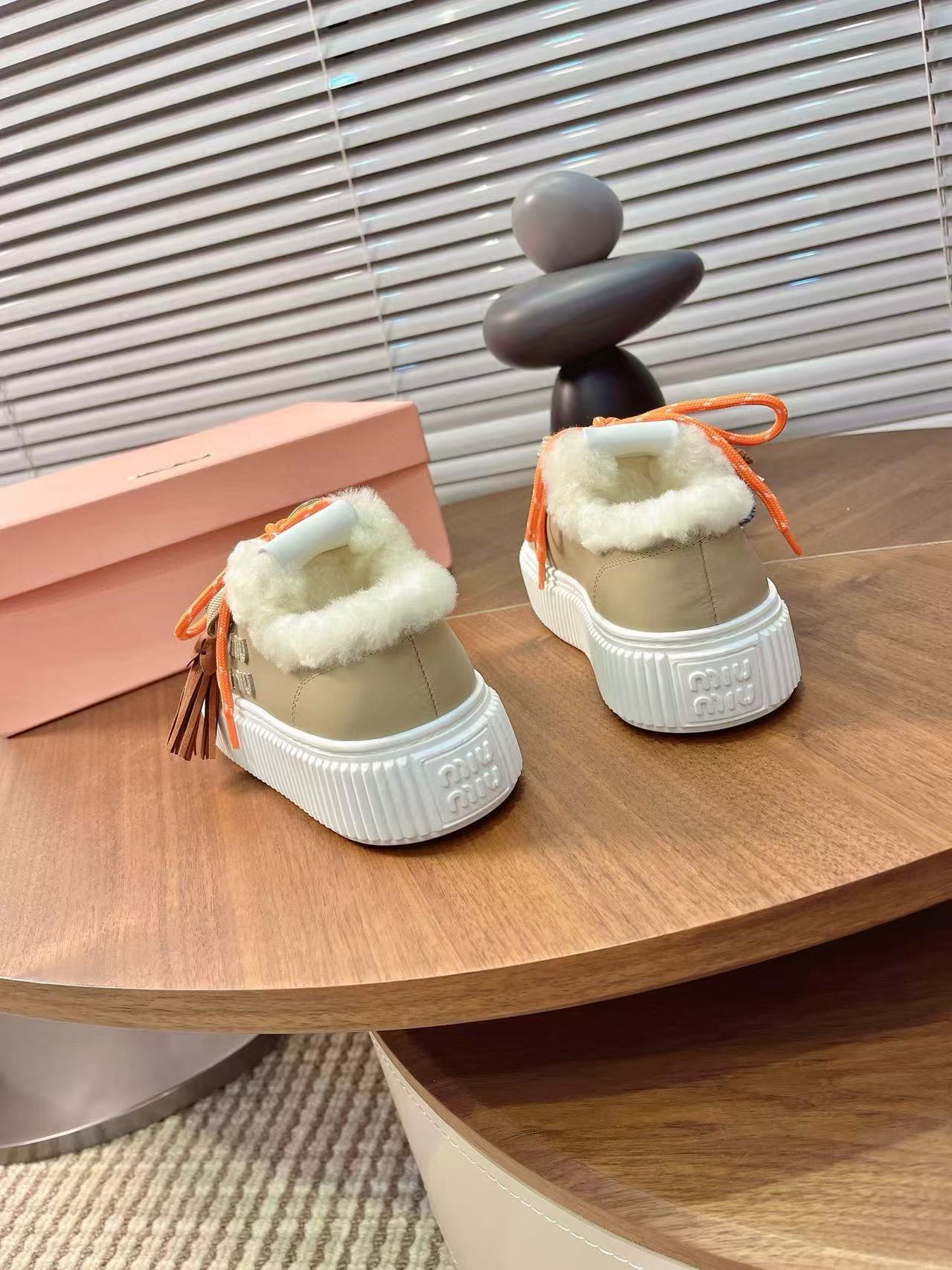 M1UM1U 高品質ウールカジュアルシューズ【50％割引+送料無料】