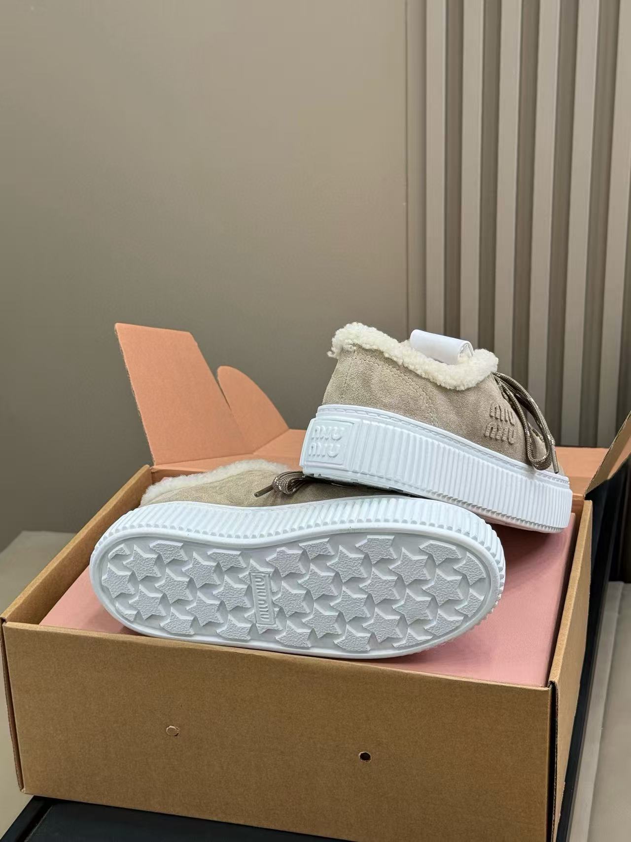 M1UM1U 高品質ウールカジュアルシューズ【50％割引+送料無料】