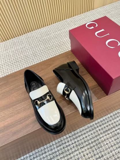 GUCC1 高品質シープスキン厚底フラットシューズ【50％割引+送料無料】