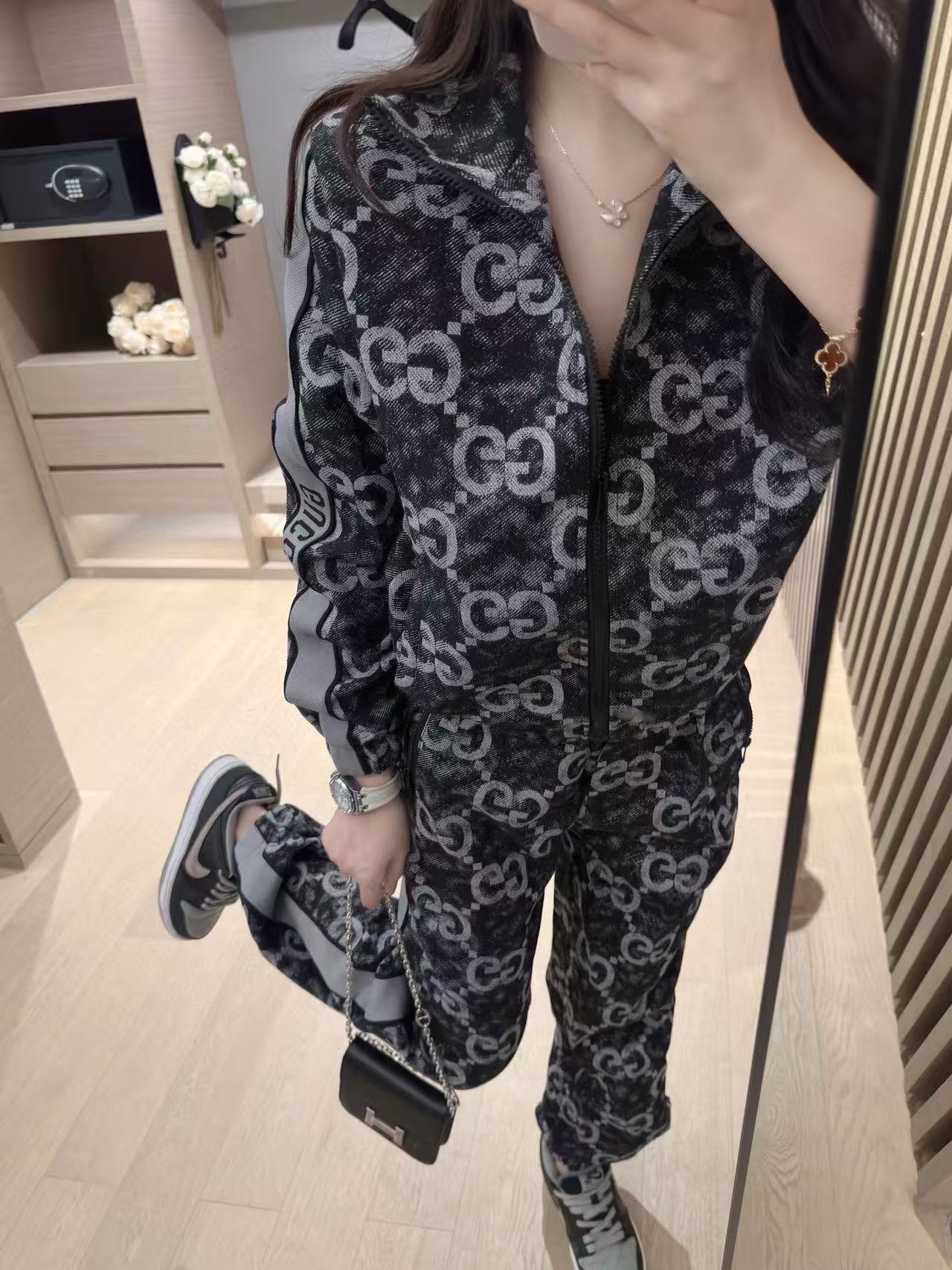 GUCC1 ジャカード カジュアルスーツ【50％割引+送料無料】